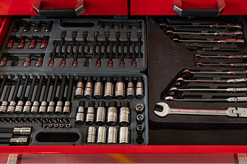 We are a Mercedes specialist garage based in Basingstoke, offering expert servicing and repairs for Mercedes vehicles across Basingstoke and Hampshire.