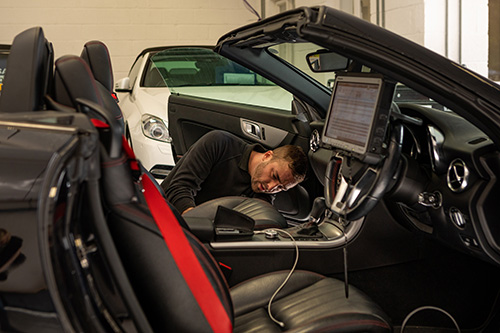 Mercedes star diagnosis testing at our garage in Hampshire.